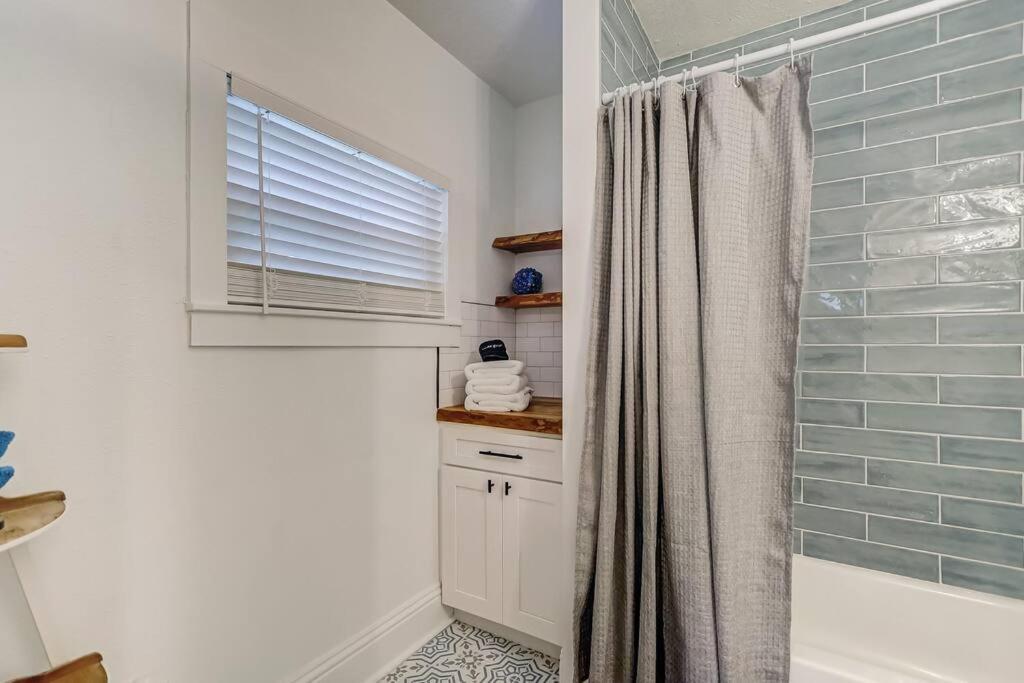Beachside Retreat Awaits At Jacksonville Beach Eksteriør bilde