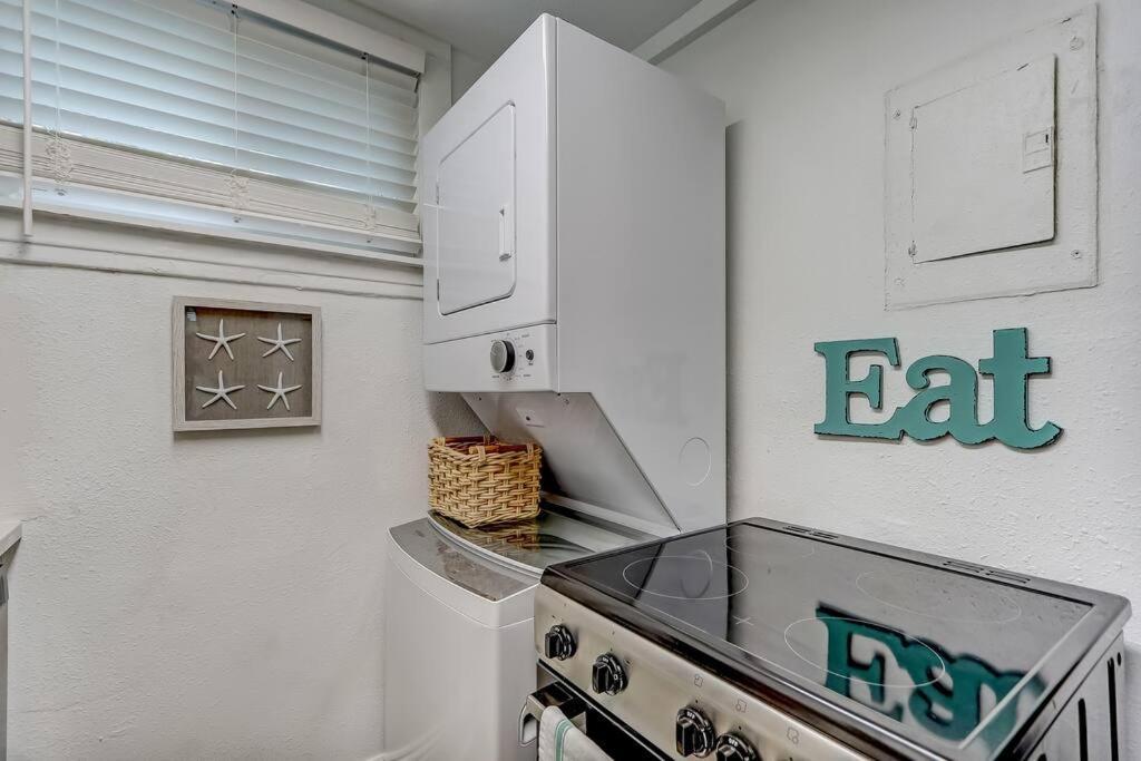 Beachside Retreat Awaits At Jacksonville Beach Eksteriør bilde