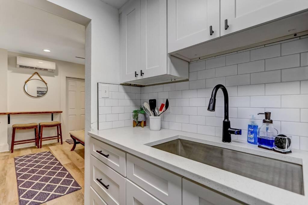 Beachside Retreat Awaits At Jacksonville Beach Eksteriør bilde